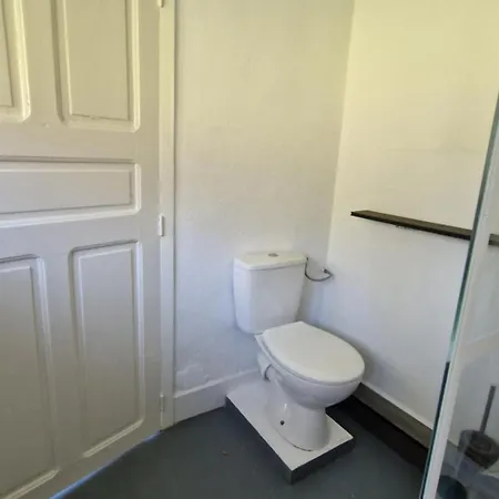 ラグジュアリーテント De Pipowagens Het Chateau Viviez