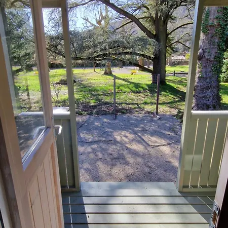 De Pipowagens Het Chateau * Viviez